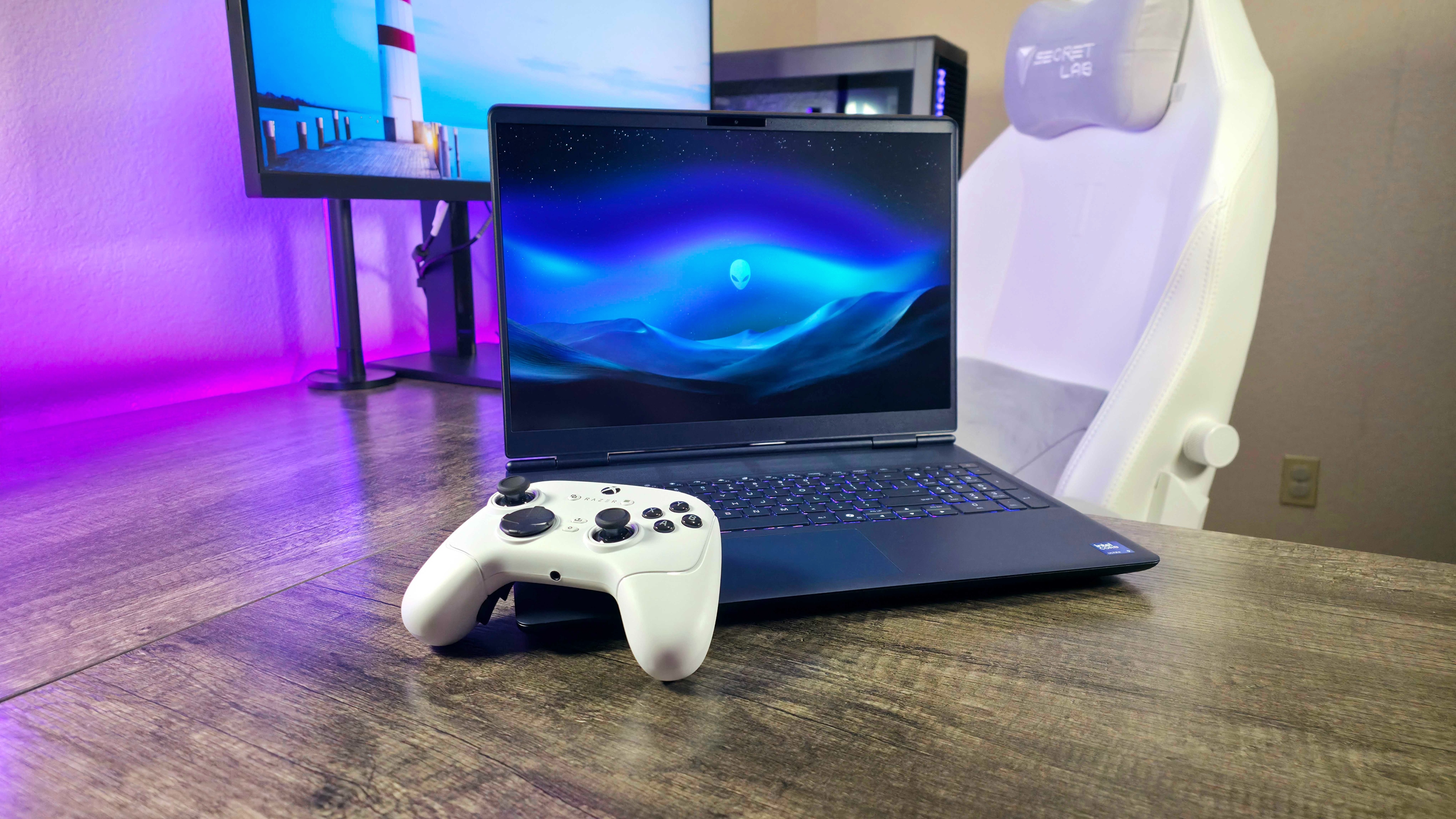 Image of the Alienware 16X Aurora (AC16251) gaming laptop.