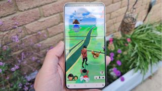 Samsung Galaxy S22+ playing Pokemon Go