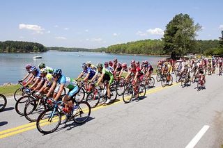 The bunch rolls out past Lake Lanier in the 2007 Tour de Georgia.