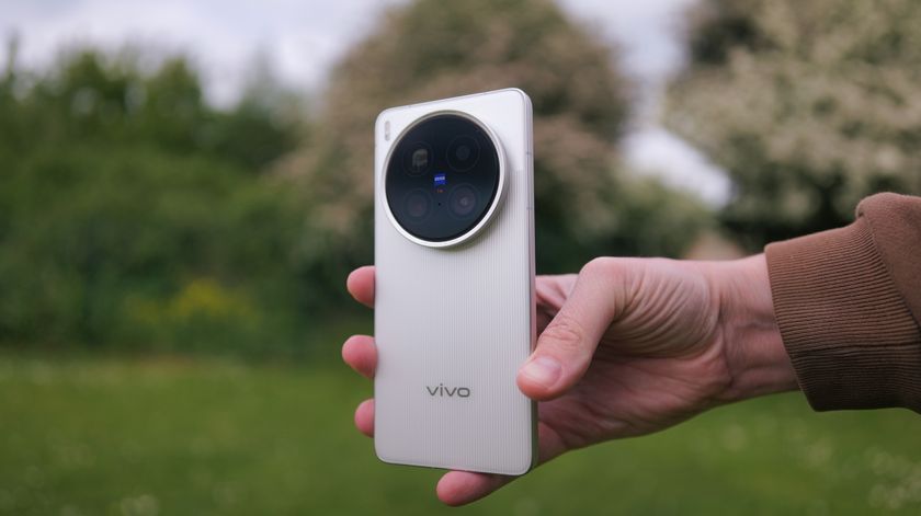 The Vivo X200 Ultra being tested