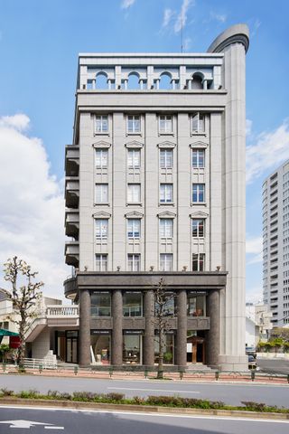 Fritz Hansen Tokyo HQ opens in Kengo Kuma designed building