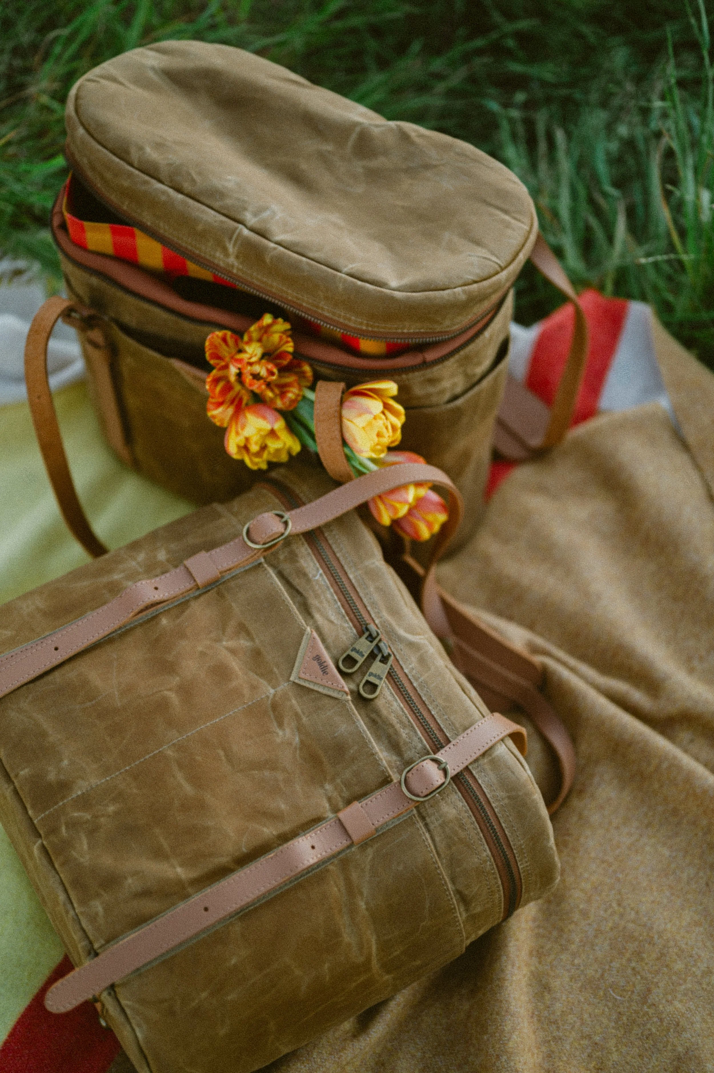 The Picnic Bag | Stylish Insulated Cooler Bag for Moms &amp;mdash; Goldie