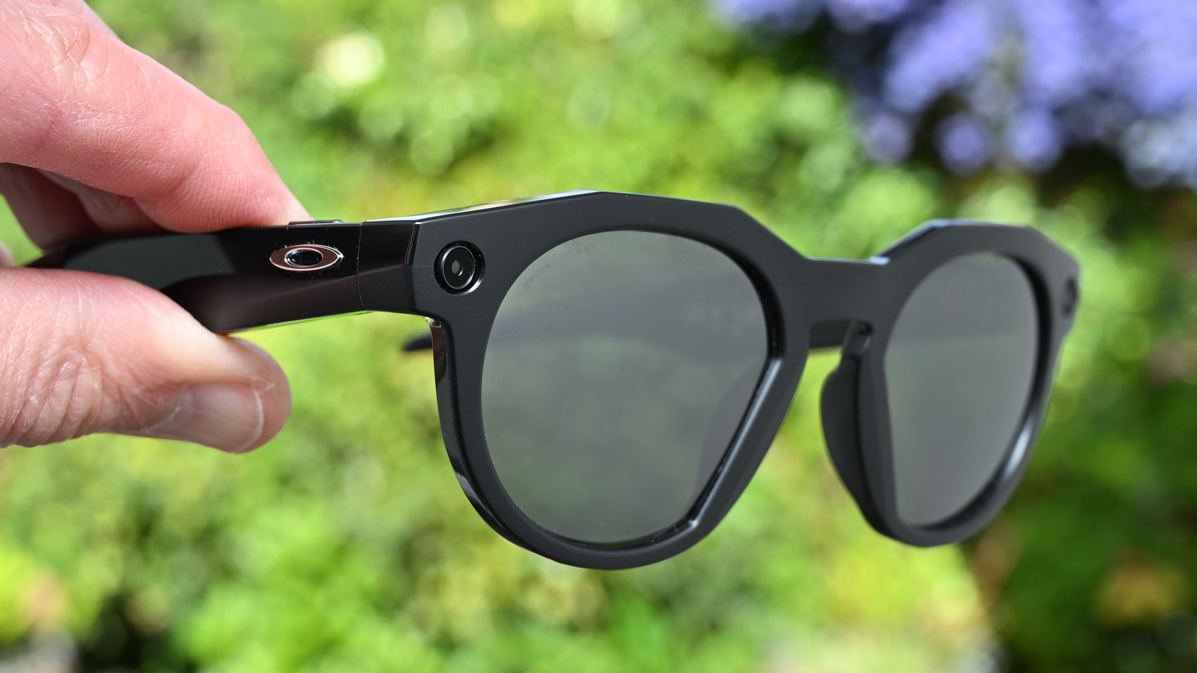 Oakley Meta HSTN product image