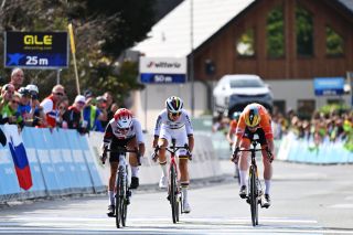 UEC European Championships: Mara Winter shocks the WorldTour favourites to claim women's under-23 title in tight finish