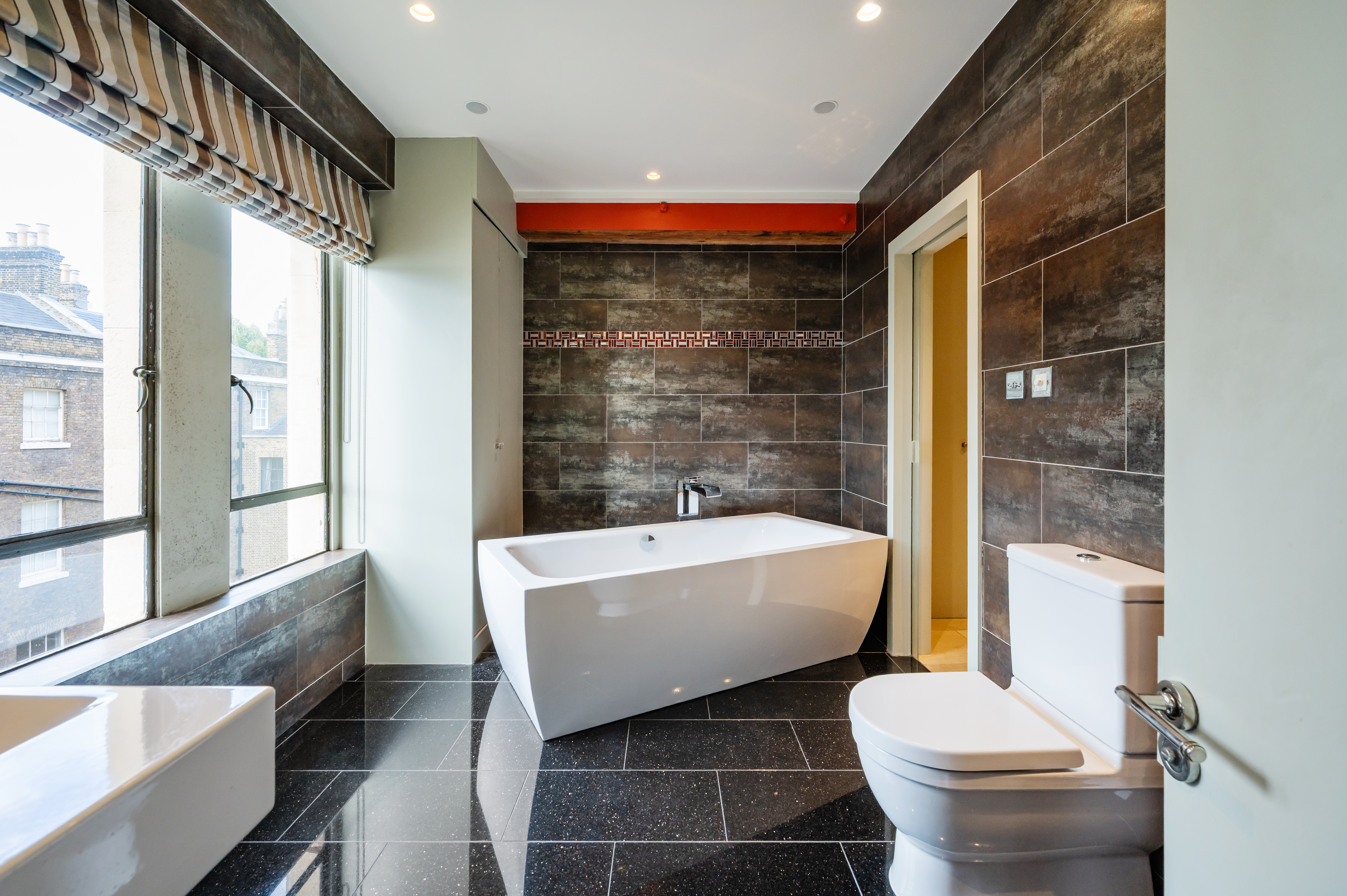 Oliver's Wharf apartment