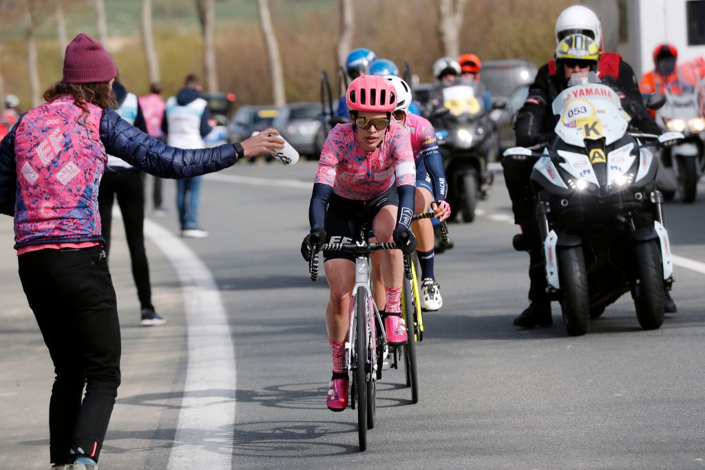 OUDENAARDE BELGIUM APRIL 03 Clara Honsinger of United States and Team EF Education Tibco Svb compete in the feeding area during the 19th Ronde van Vlaanderen Tour des Flandres 2022 Womens Elite a 1586km one day race from Oudenaarde to Oudenaarde RVV22 RVVwomen on April 03 2022 in Oudenaarde Belgium Photo by Bas CzerwinskiGetty Images