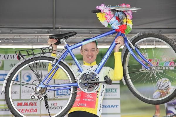 Somehow we don't think David McCann rode this particular Giant today.