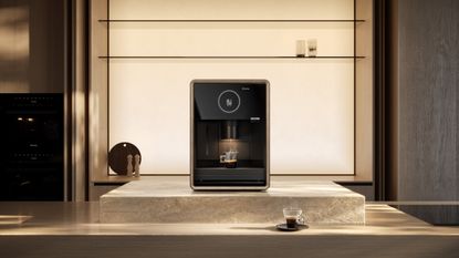 Loewe aura.matic coffee machine