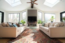 Persian rug central in living room 