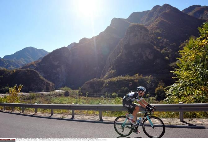 Julien Vermote ascends the final climb