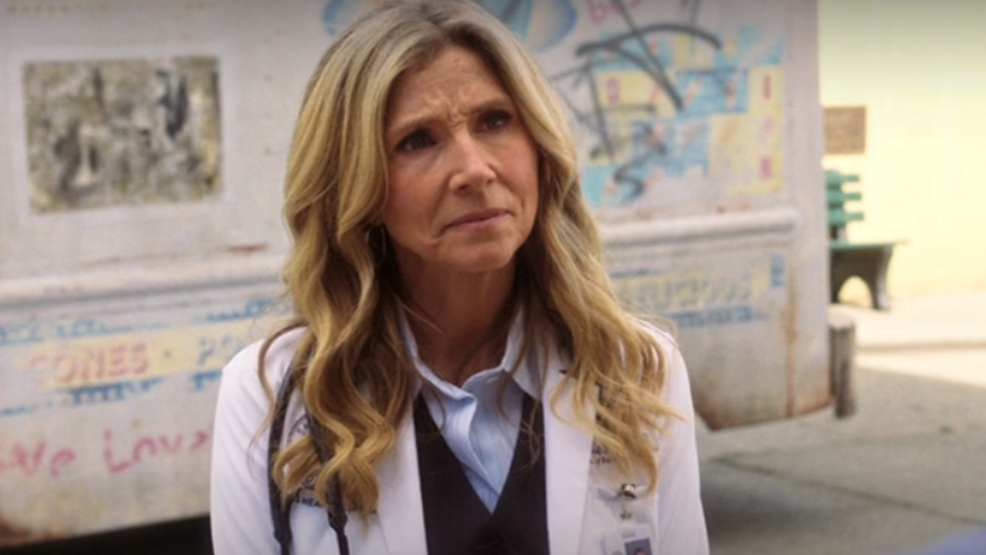Sarah Chalke as Elliot in Scrubs Season 2 "My Halloween" episode