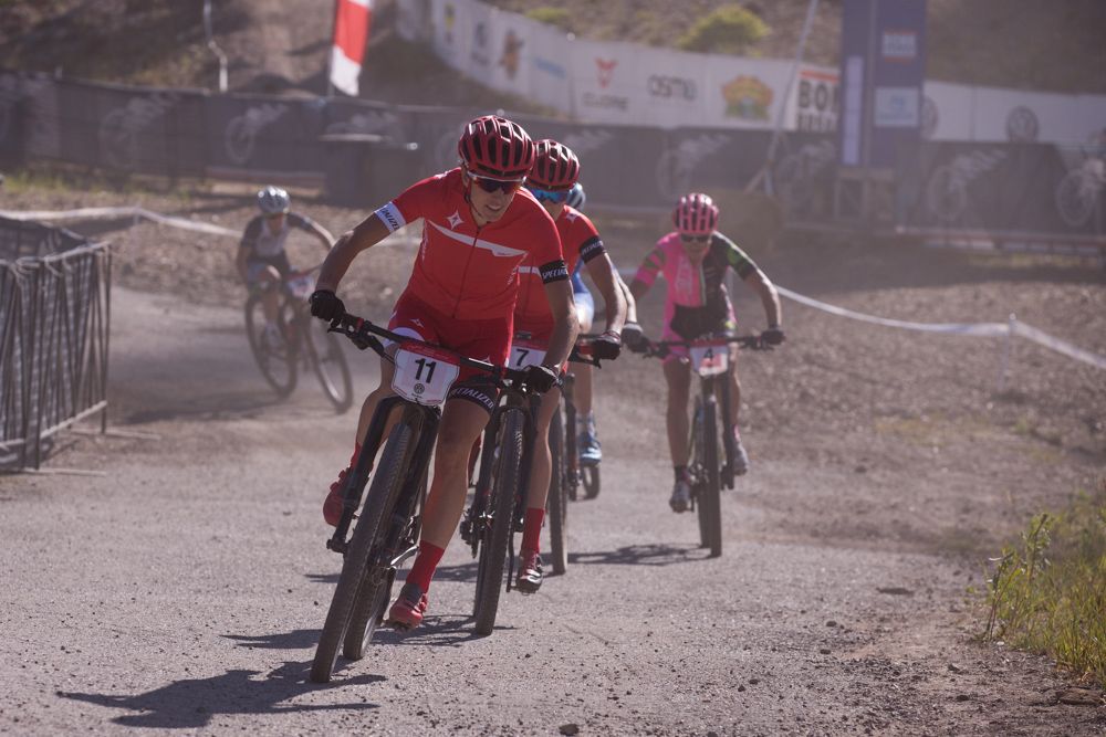 Lea Davison led the field up the first lap climb.