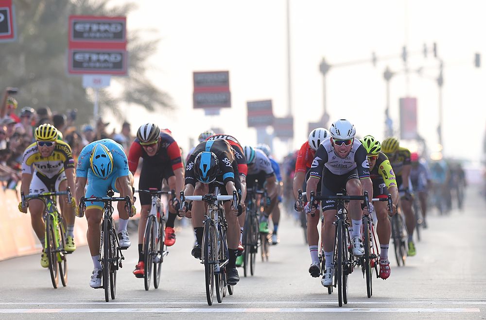 The bunch sprint during stage 2 at 2016 Abu Dhabi Tour