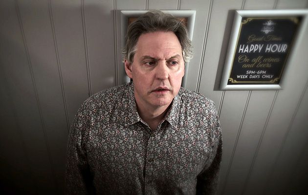 Holby City&#039;s Bob Barrett on Sacha&#039;s turmoil: &#039;In his mind he&#039;s going to jump!&#039;