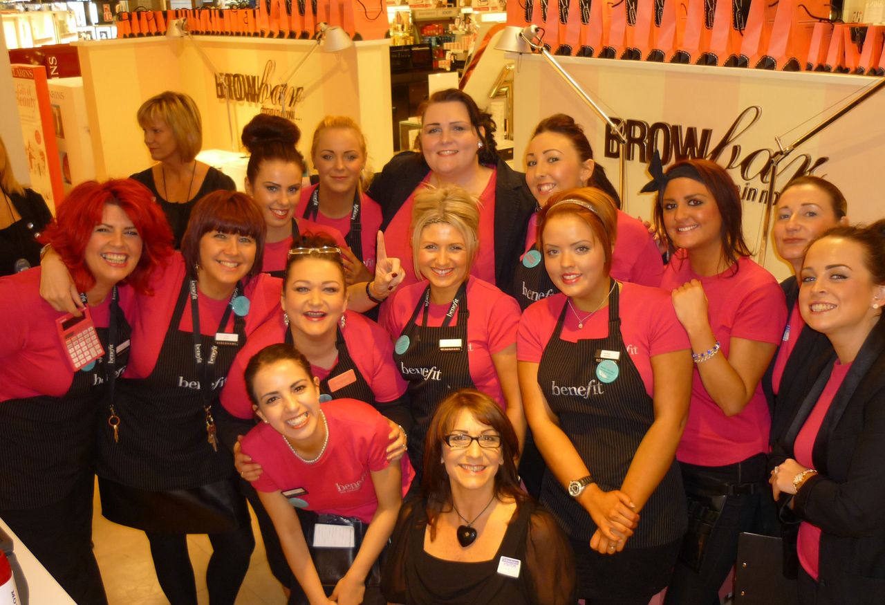 Benefit - make-up - brows - world record