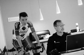 Romain Bardet does some tests