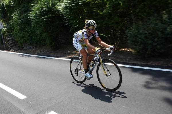 Alone for 70 km - Evelyn Stevens (HTC - Columbia Women).