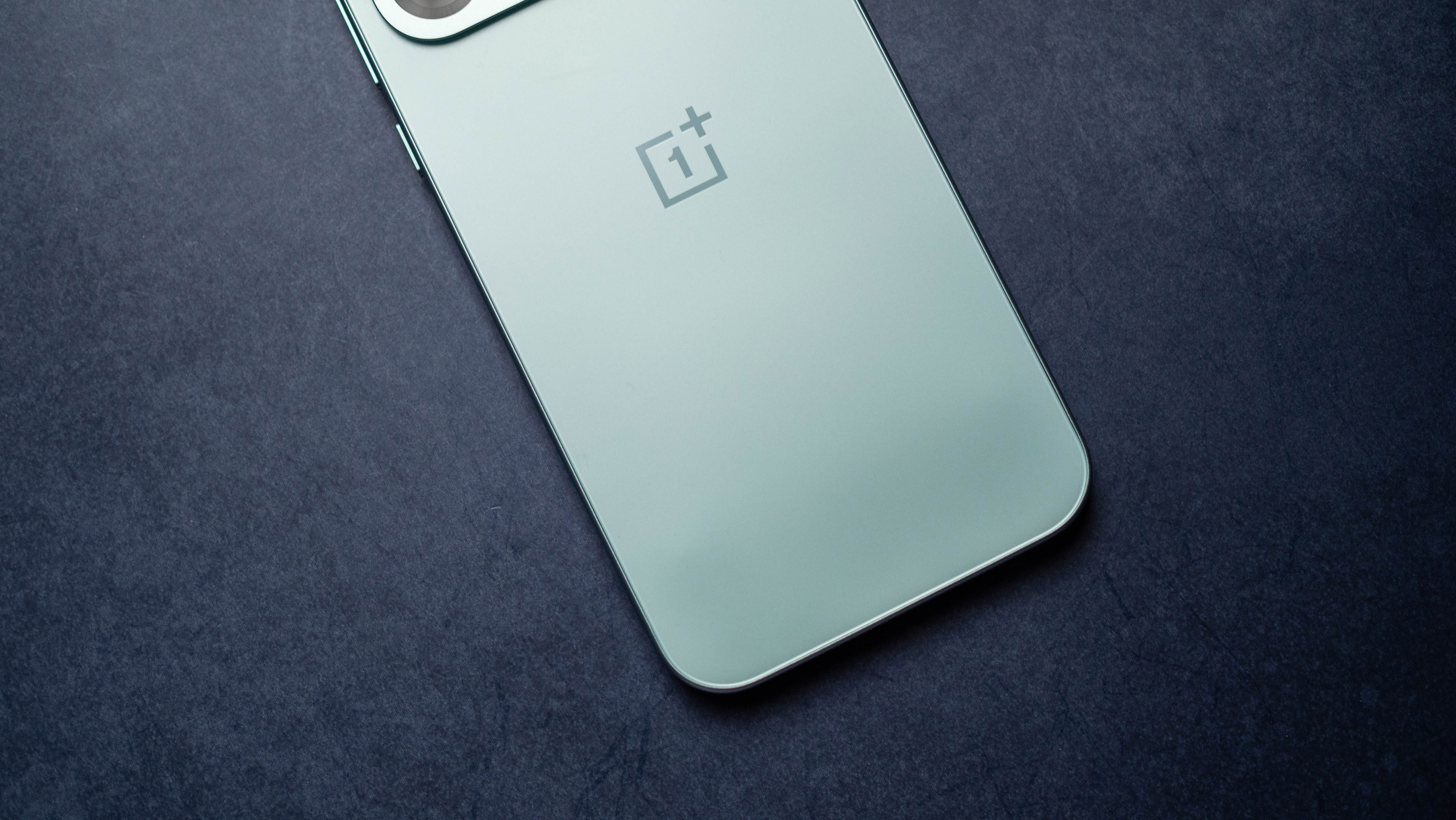 OnePlus Nord 6 review photos