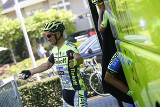Ivan Basso gets off the team bus