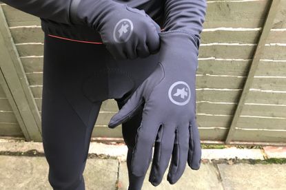 assos liner gloves