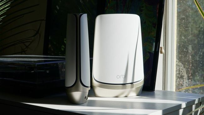 Netgear Orbi RBKE963 Quad-band Wi-Fi 6E Mesh Review: Faster Than Fast ...