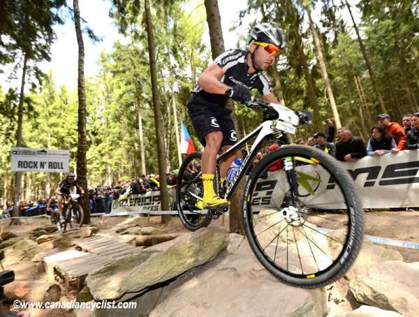 Manuel Fumic (Cannondale Factory Racing) wore baggies!