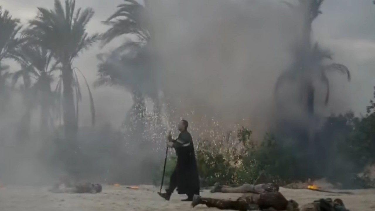 Donnie Yen being one with the force in Rogue One: A Star Wars Story