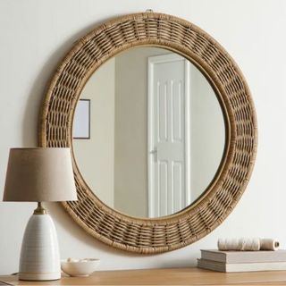 round mirror