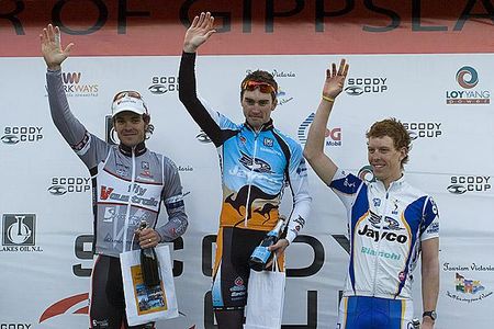 The stage six podium (l-r): David Kemp (2nd,Fly V Australia), Leigh Howard (1st,Jayco/AIS), and James Langedyk (3rd,Jayco/VIS).