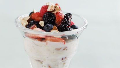 fruit yogurt muesli parfait strawberries blackberries raspberries blueberries