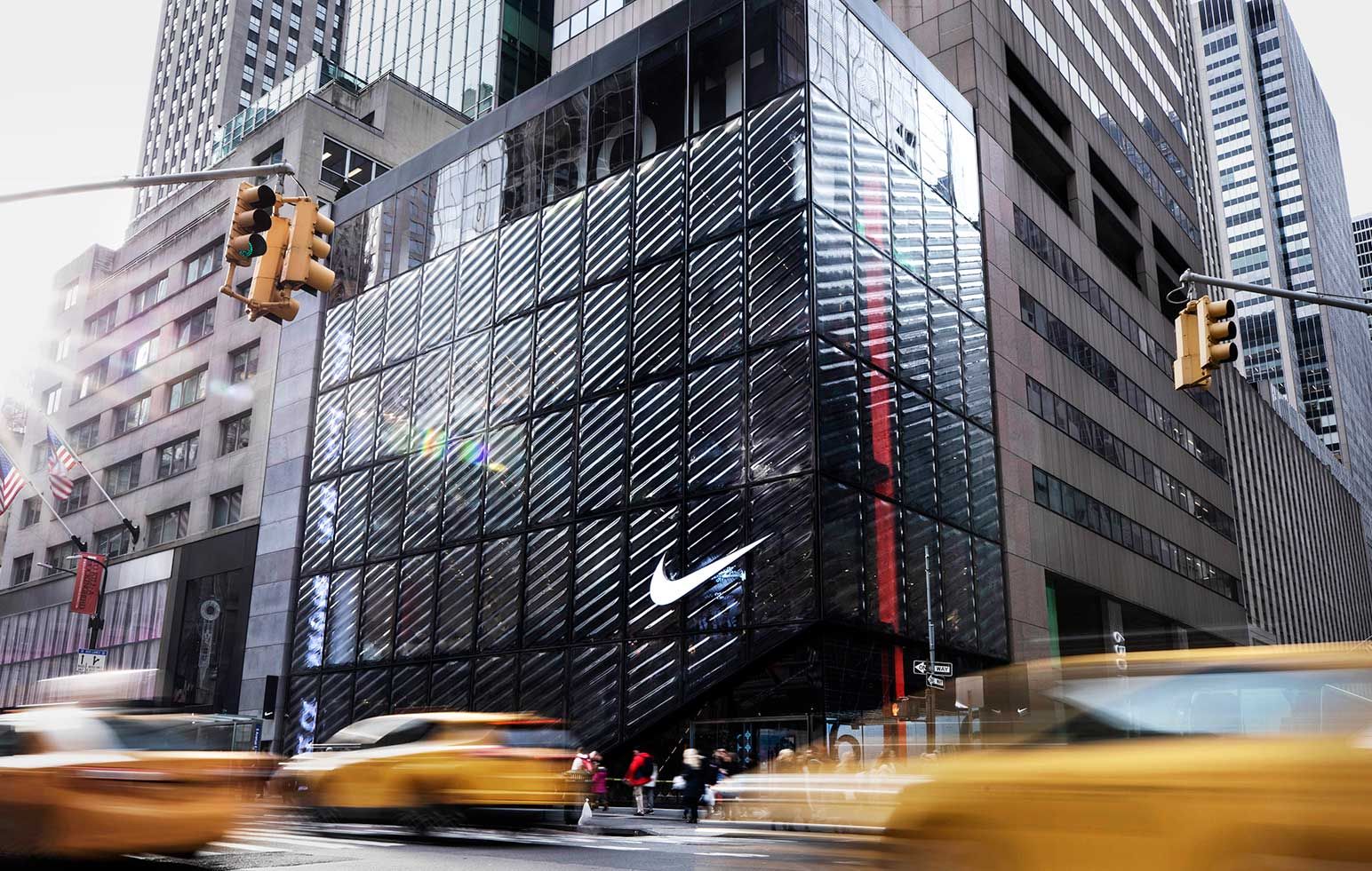 midtown nike store
