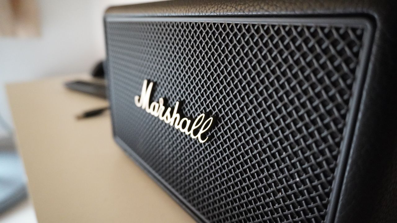 Marshall Kilburn III Bluetooth speaker