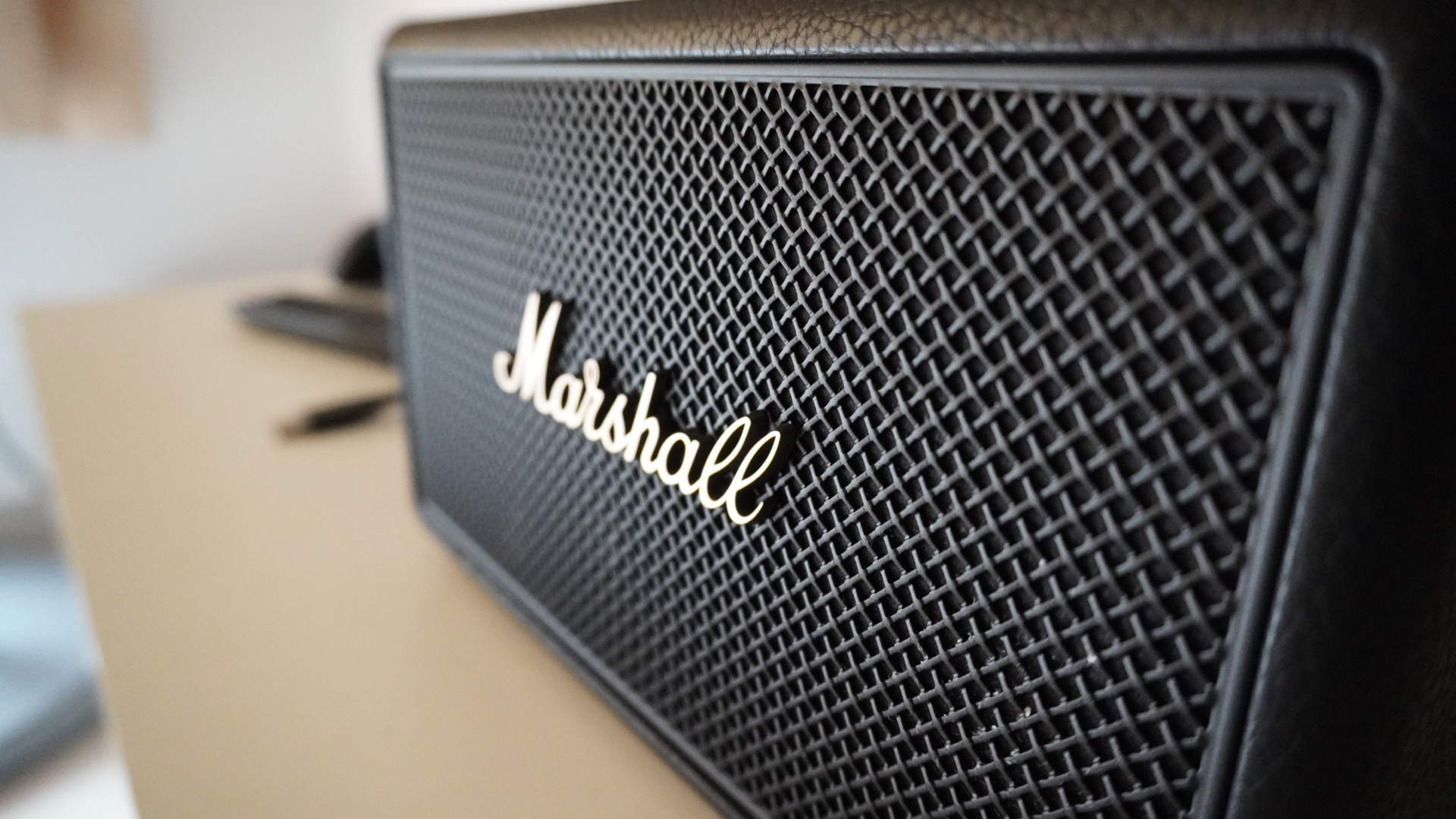 Marshall Kilburn III Bluetooth speaker