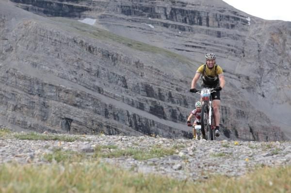 Kris Sneddon leads Matt Hadley up the climb.