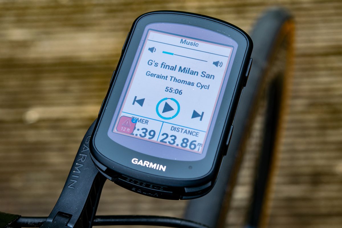 A Garmin Edge 840 computer