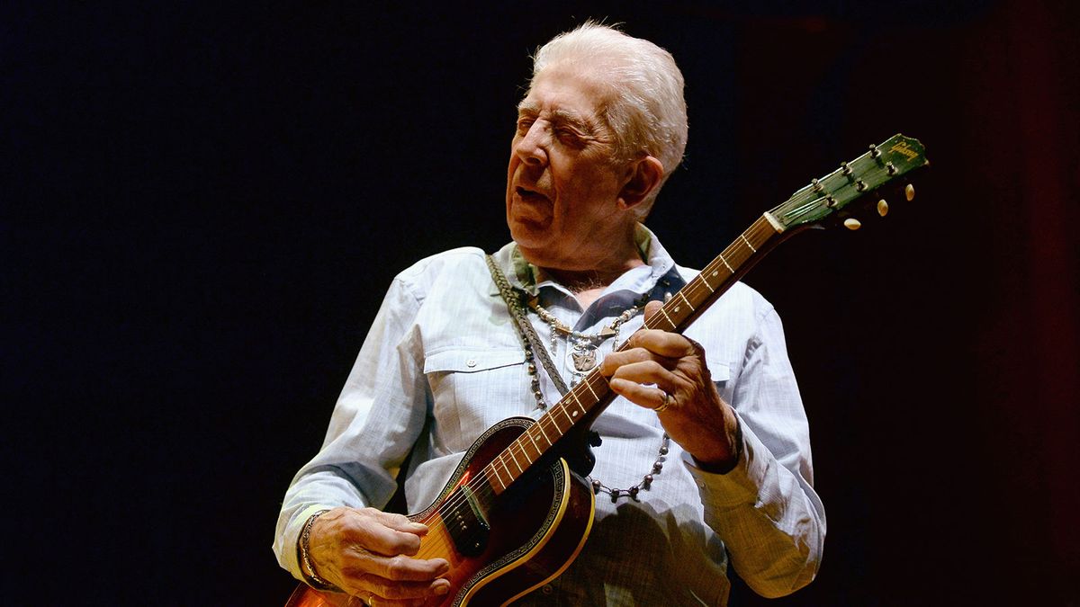 John Mayall retires from touring