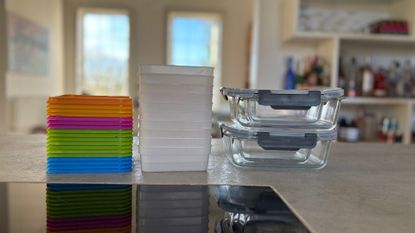 Glass Food Storage Container vs Plastic Food Storage Container