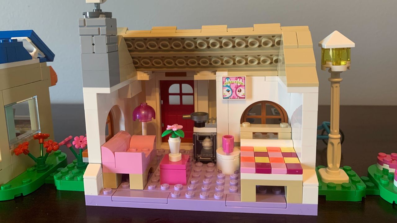 The back of Lego Rosie's House