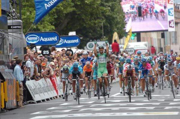 The Tour has never been a perfect hunting ground for Boonen, but he did pick up the Maillot Vert once back in 2007.