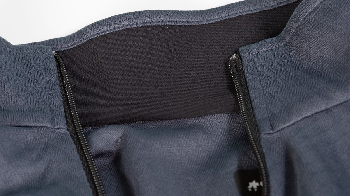 Assos Mille GTC C2 Short Sleeve jersey detail on material inside of collar