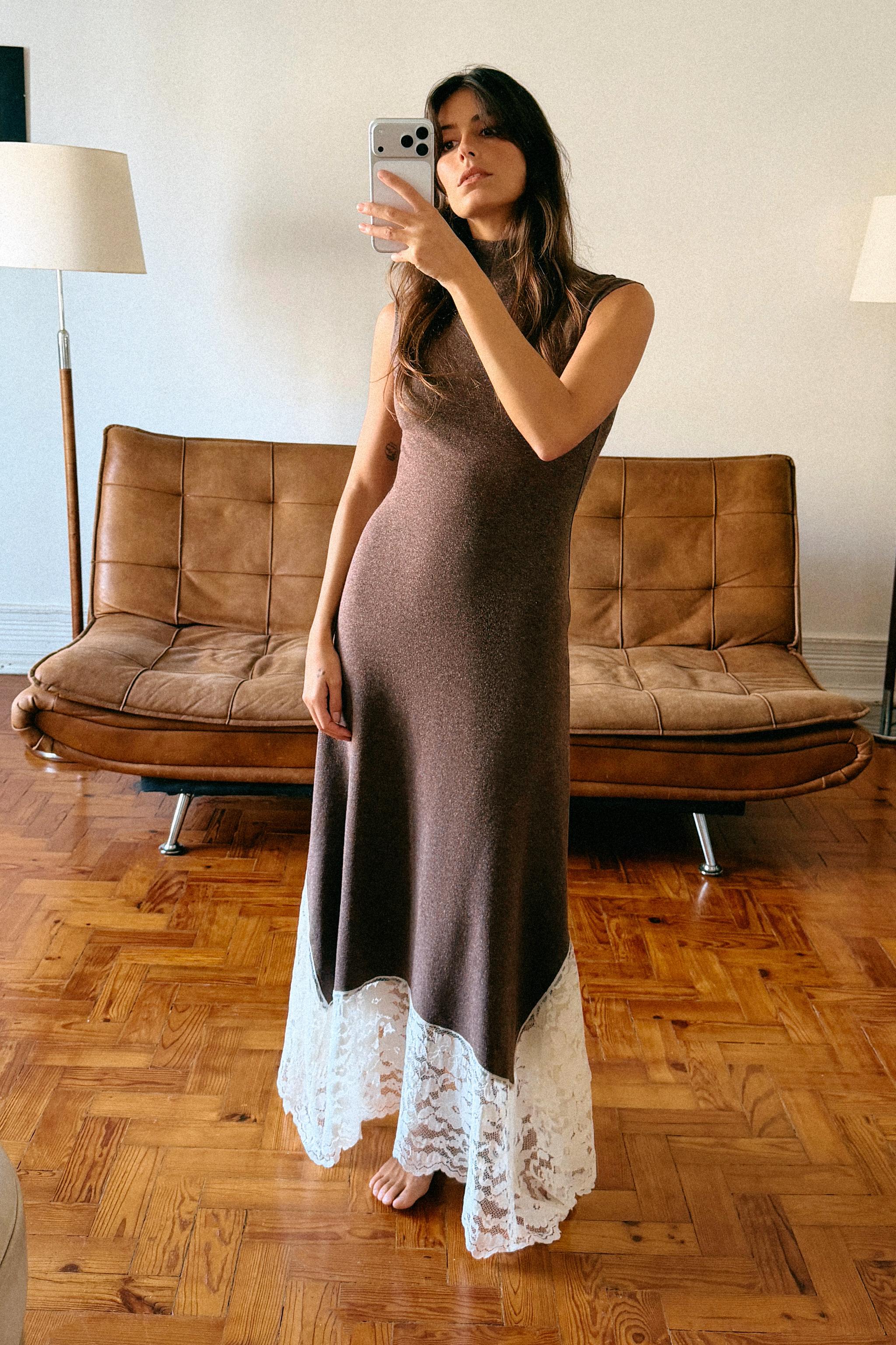 Long Dress With Contrast Lace