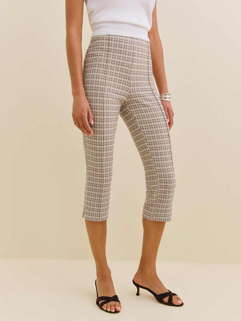 Gusta Knit Cropped Pant