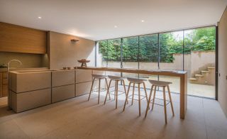 The open plan kitchen and casual dining bar