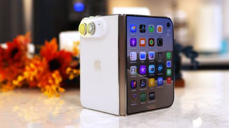 Apple iPhone Duo REVIEW