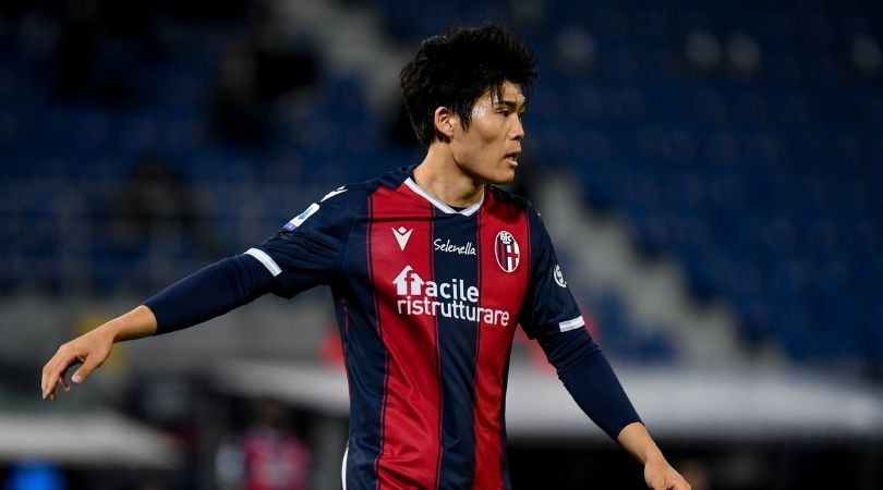 Arsenal sign Japan international Tomiyasu 