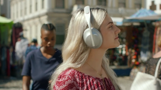Bose 700 noise-cancelling headphones