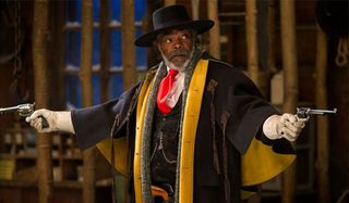 Samuel L Jackso with two guns in The Hateful Eight