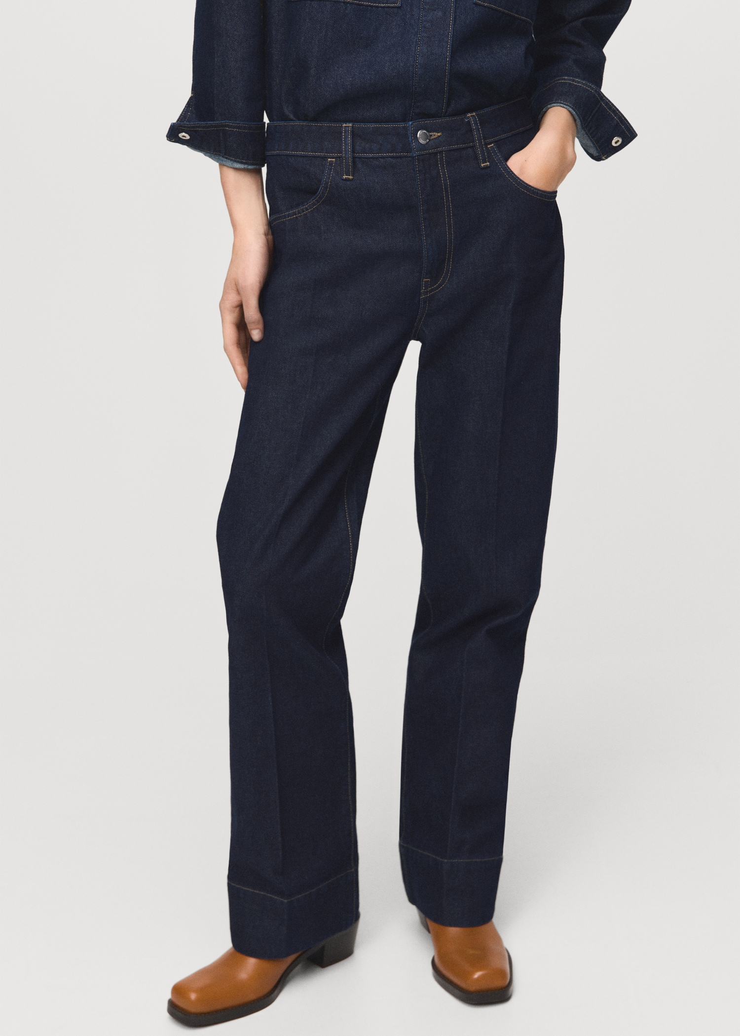 Straight-Leg Jeans With Seam Stitching - Women | Mango United Kingdom