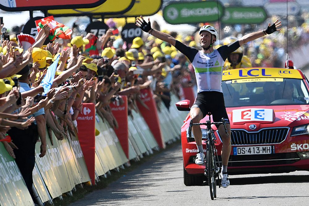 Steve Cummings (Dimension Data) wins stage 7 of the Tour de France