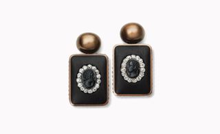 Cameo earrings in ebony, bronze, white gold and diamonds
